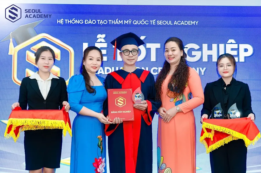 Học viên nhận được chứng chỉ nghề uy tín sau khi hoàn thành khóa học