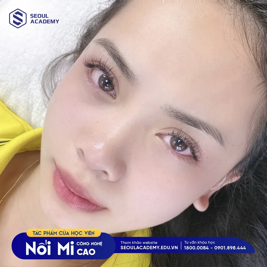 Học nối mi không khó về mặt tư duy mà đòi hỏi sự kiên trì, tỉ mỉ