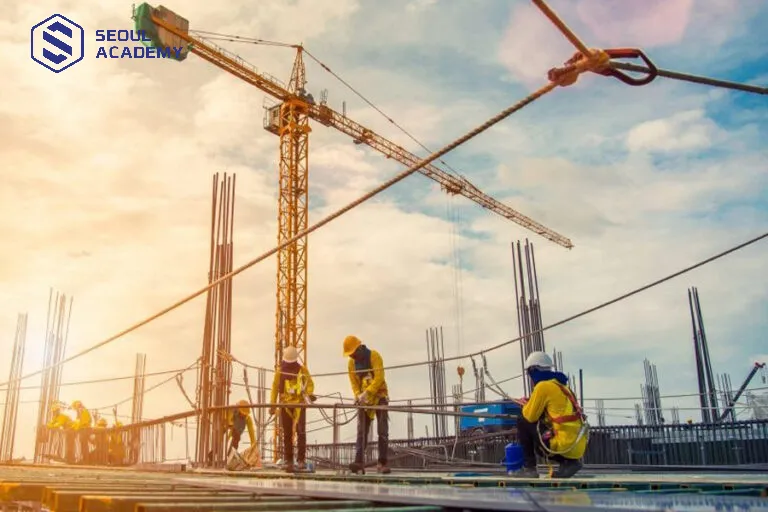 Xây dựng là công việc rất nặng nhọc