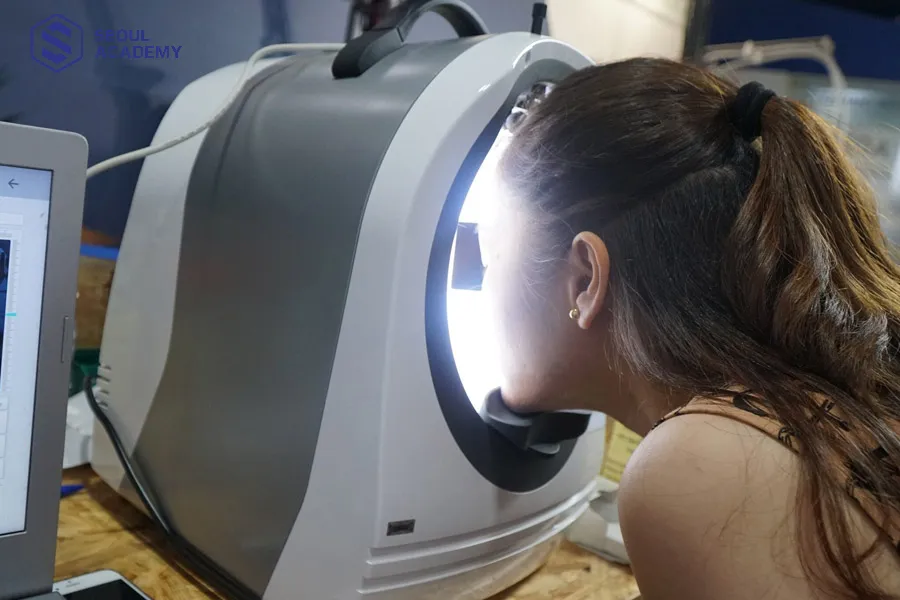 Máy soi da, phân tích da không thể thiếu ở các spa chăm sóc da mặt
