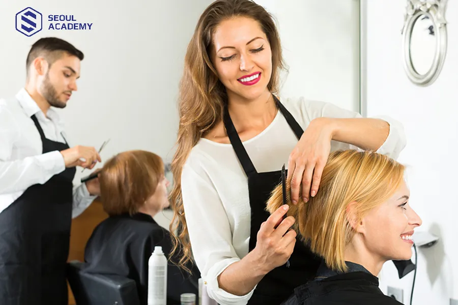 Nghề tóc đang thiếu nhân lực và không chọn lựa đối tượng và bằng cấp