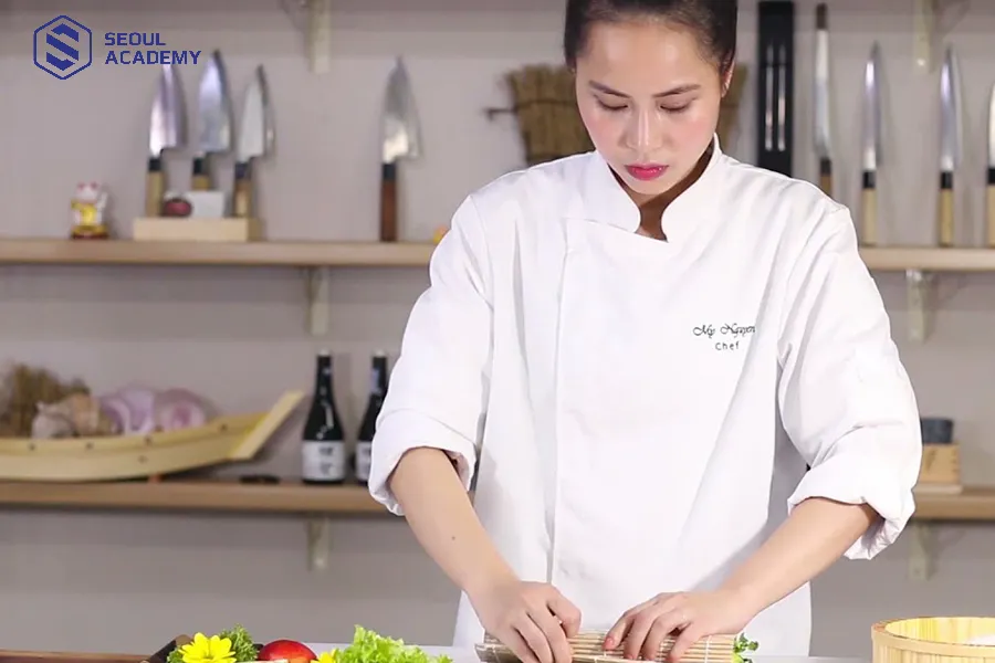 Nghề đầu bếp là ngành nghề tiềm năng trong những năm gần đây với nữ