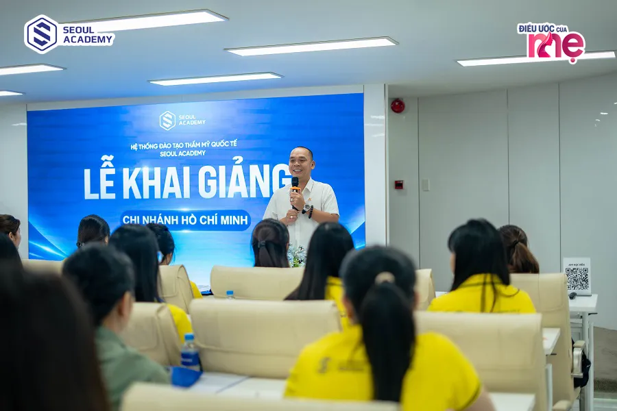 Không chỉ đơn thuần là sự hỗ trợ vật chất, Seoul Academy đã trao cho Yến Nhi một cái nghề, con đường tương lai bền vững