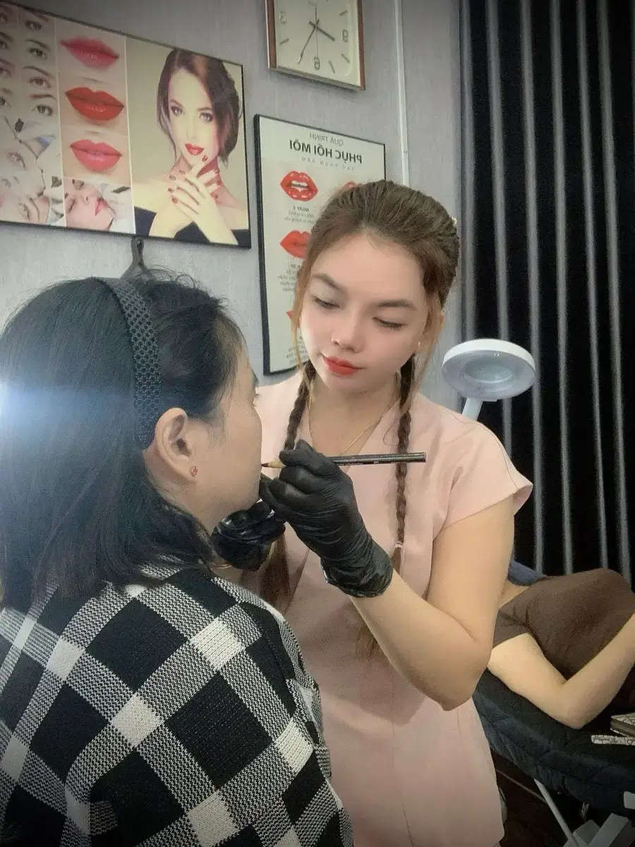 Học viện thẩm mỹ An An nổi tiếng với các khóa học phun xăm thẩm mỹ chất lượng
