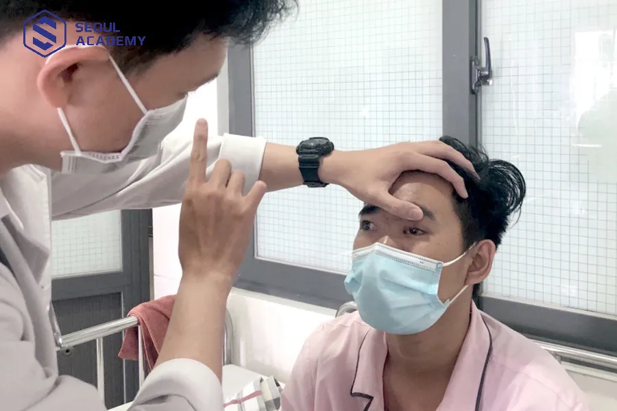 Đến gặp bác sĩ ngay khi xuất hiện dấu hiệu tiêm filler bị hoại tử