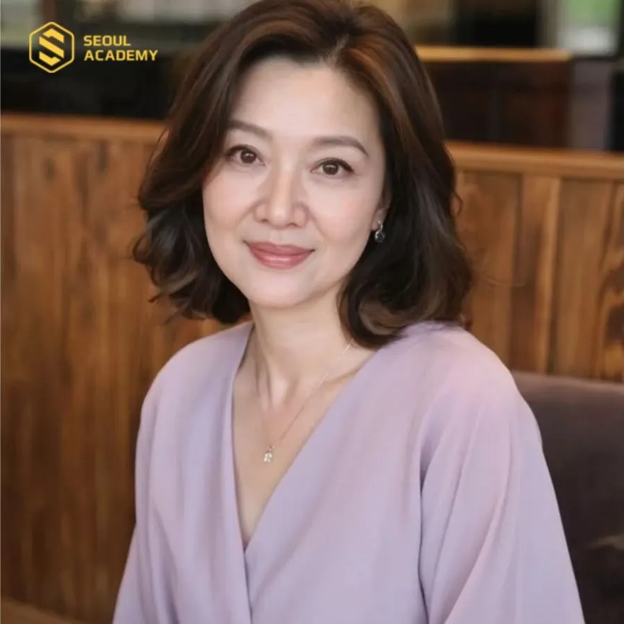 Bạn hãy tìm hiểu thật kỹ các tiêu chí lựa chọn những kiểu tóc đẹp cho phụ nữ tuổi 50 Bạn hãy tìm hiểu thật kỹ các tiêu chí lựa chọn những kiểu tóc đẹp cho phụ nữ tuổi 50