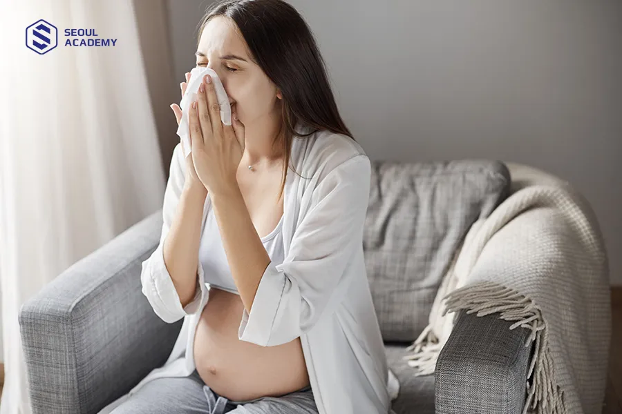 Mẹ bầu không nên buồn, khóc hay ủ rũ khi mang thai vì con sinh ra sẽ có khuôn mặt buồn Mẹ bầu không nên buồn, khóc hay ủ rũ khi mang thai vì con sinh ra sẽ có khuôn mặt buồn