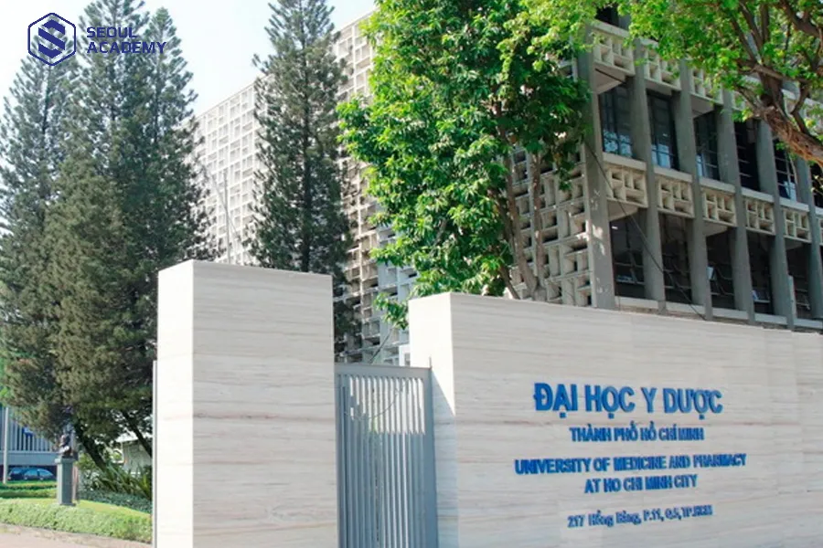 Muốn học bác sĩ phẫu thuật thẩm mỹ có thể học tại Trường Đại học Y dược TPHCM