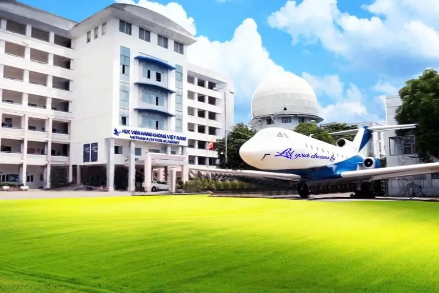 Sinh viên tại VAA sẽ có cơ hội làm việc tại các hãng bay lớn, là lựa chọn lý tưởng cho những bạn sinh viên yêu thích môi trường hàng không