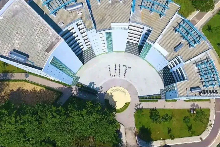 Trường Đại học Công nghệ Thông Tin một trong Đại học Quốc gia TPHCM, được biết đến là cơ sở đào tạo công nghệ thông tin