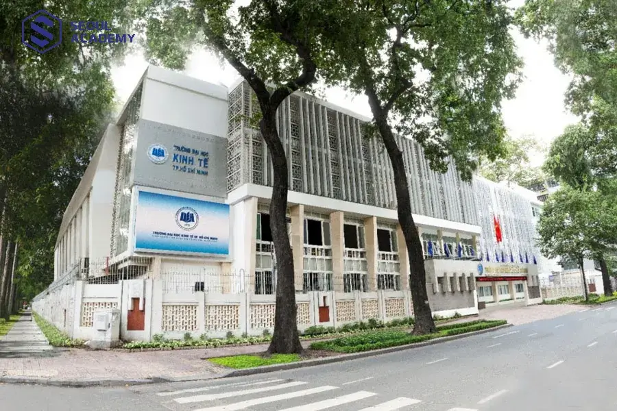 Trường Đại học Kinh tế TPHCM hiện đại và uy tín Trường Đại học Kinh tế TPHCM hiện đại và uy tín