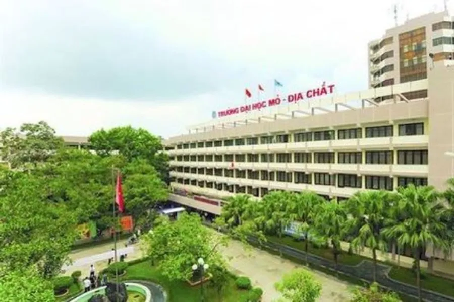 Trường đại học Mỏ - Địa chất đào tạo các ngành kỹ thuật mỏ, kỹ thuật địa chất… Trường đại học Mỏ - Địa chất đào tạo các ngành kỹ thuật mỏ, kỹ thuật địa chất…