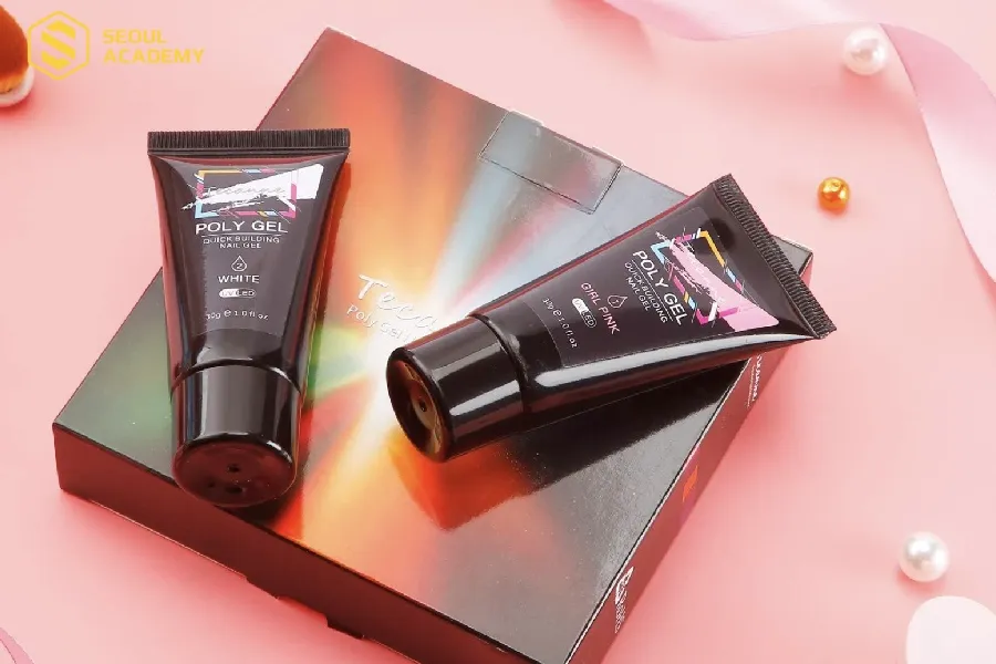 Chuẩn bị gel gôm và các dụng cụ cần thiết