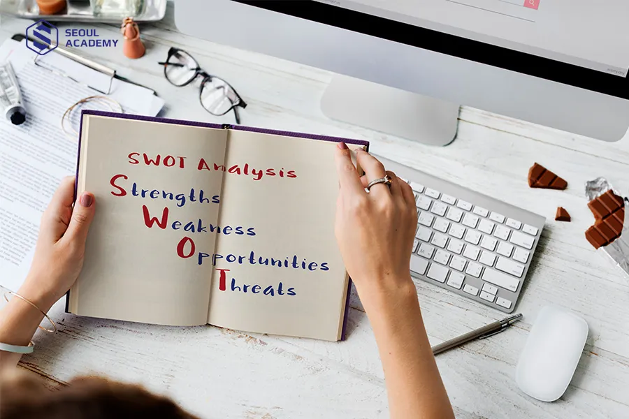 Bạn có thể học theo từ khóa chính để làm bài thi trong trường hợp không có nhiều thời gian ôn