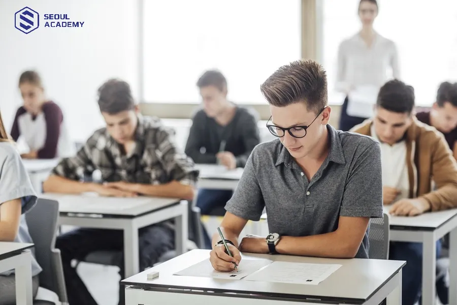 Mỗi môn học đều có những điểm khó khác nhau Mỗi môn học đều có những điểm khó khác nhau