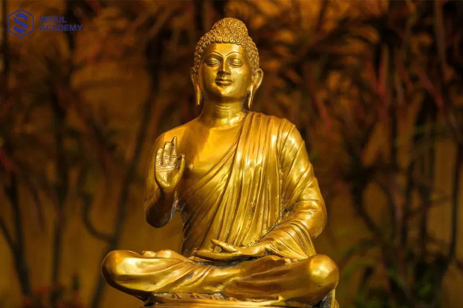 Theo phật giáo, ma quỷ bám theo người ngay thẳng