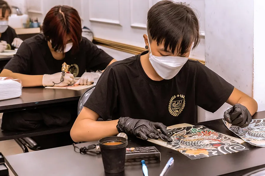 Thẩm mỹ viện Lali là cơ sở dạy nghề thẩm mỹ, nghệ thuật uy tín