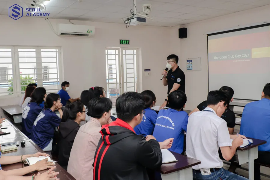 Việc chuyển trường không cần phải học lại từ đầu Việc chuyển trường không cần phải học lại từ đầu