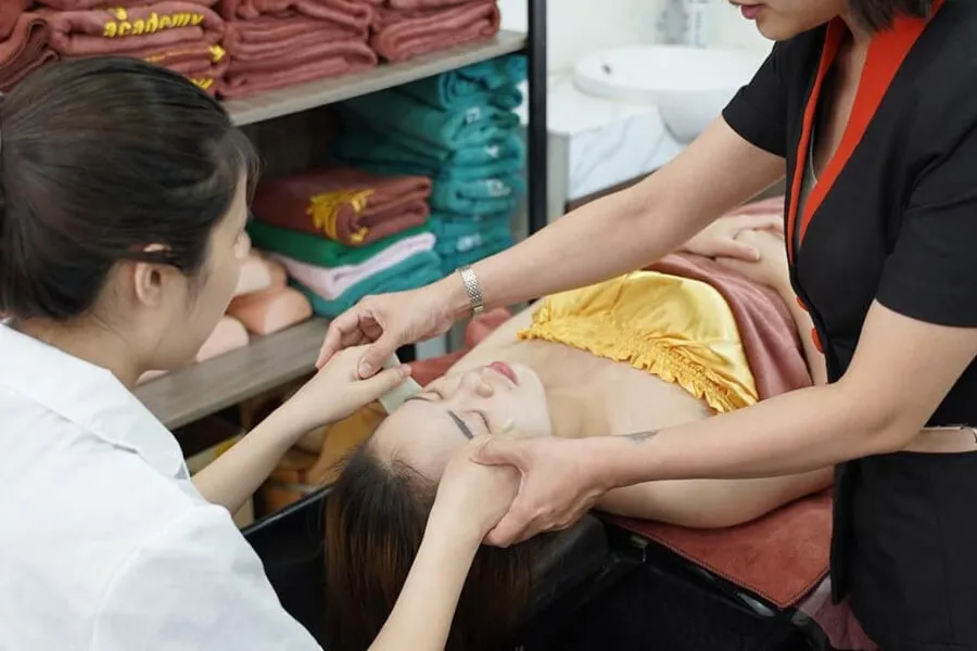 Amy Beauty Academy được nhiều học viên lựa chọn theo học