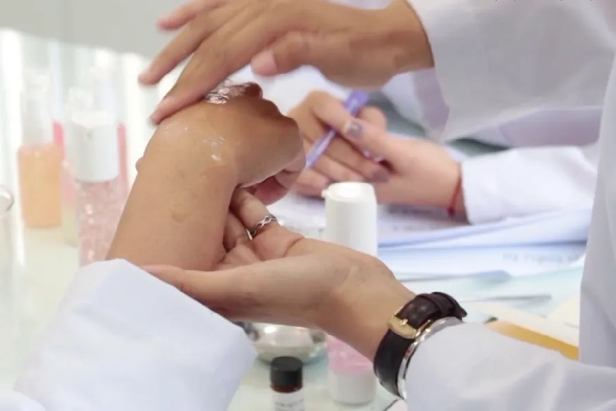 Zencos Việt Nam đào tạo cho mọi tất cả những kiến thức về sản xuất mỹ phẩm Zencos Việt Nam đào tạo cho mọi tất cả những kiến thức về sản xuất mỹ phẩm