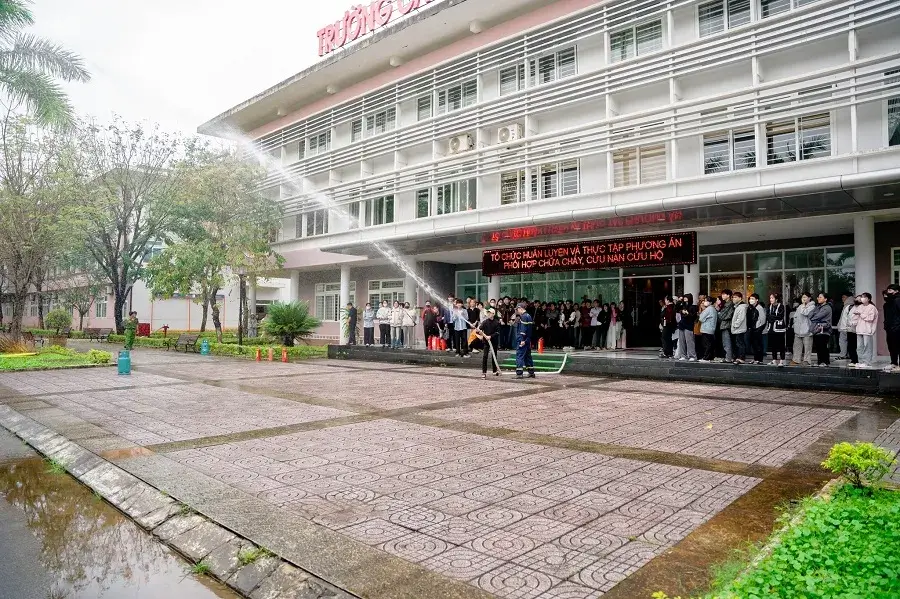 Trường Cao đẳng Du lịch Đà Nẵng chuyên đào tạo lĩnh vực “công nghiệp không khói”