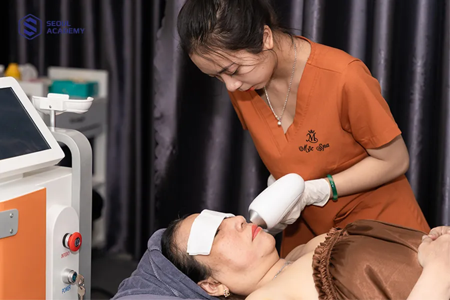 Bạn có thể tăng thu nhập nhờ việc tham gia khoá học điều trị sẹo