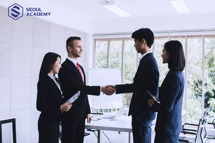 Nhóm chuyên ngành phiên dịch