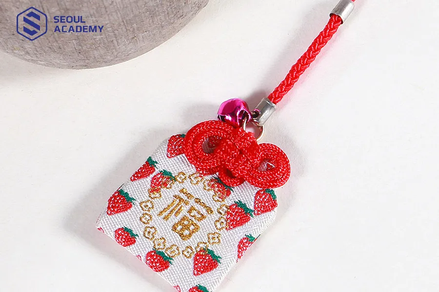 Bùa may mắn sẽ phù hộ bạn thật may mắn trong phòng thi