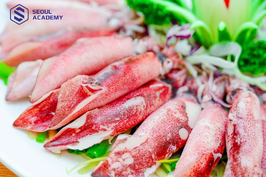 Ăn mực vào ngày đầu năm sẽ khiến cả năm đều “đen đủi”