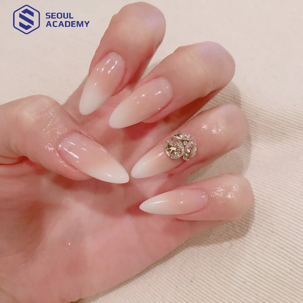 Mix màu độc đáo này giúp đôi tay của bạn trắng sáng hơn rất nhiều