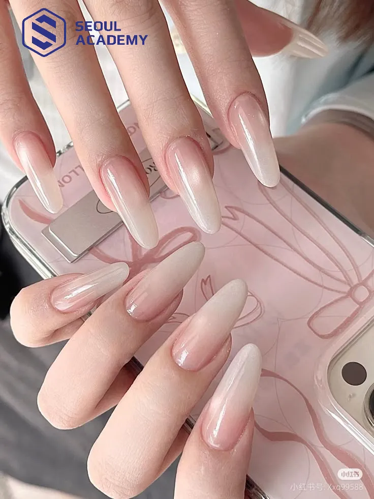 Màu thạch và trắng sữa vừa nhẹ nhàng vừa thanh tao phù hợp với mọi lứa tuổi