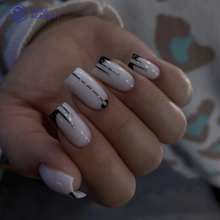 Một kiểu khác tương tự cũng rất xinh Một kiểu khác tương tự cũng rất xinh