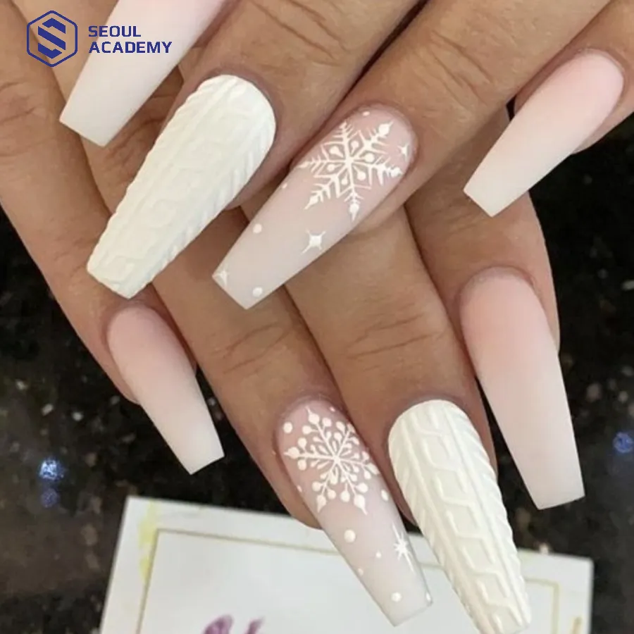 Mẫu nail rất thích hợp áp dụng mỗi dịp Noel về Mẫu nail rất thích hợp áp dụng mỗi dịp Noel về