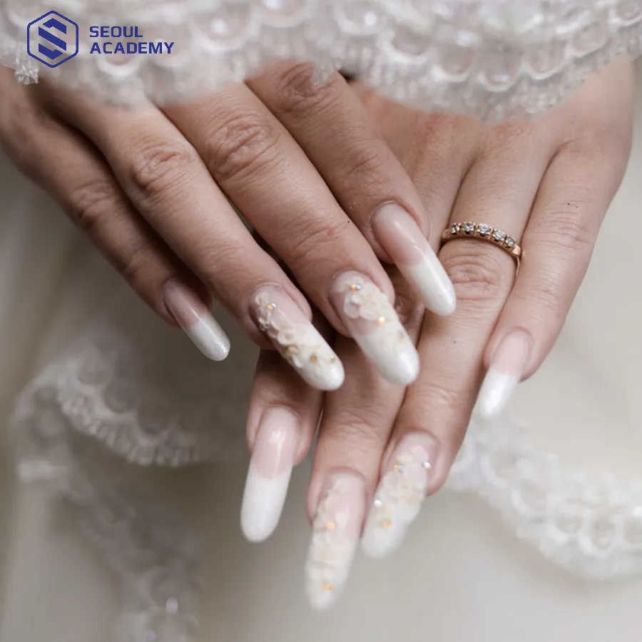 Mẫu nail trắng cô dâu siêu đẹp Mẫu nail trắng cô dâu siêu đẹp