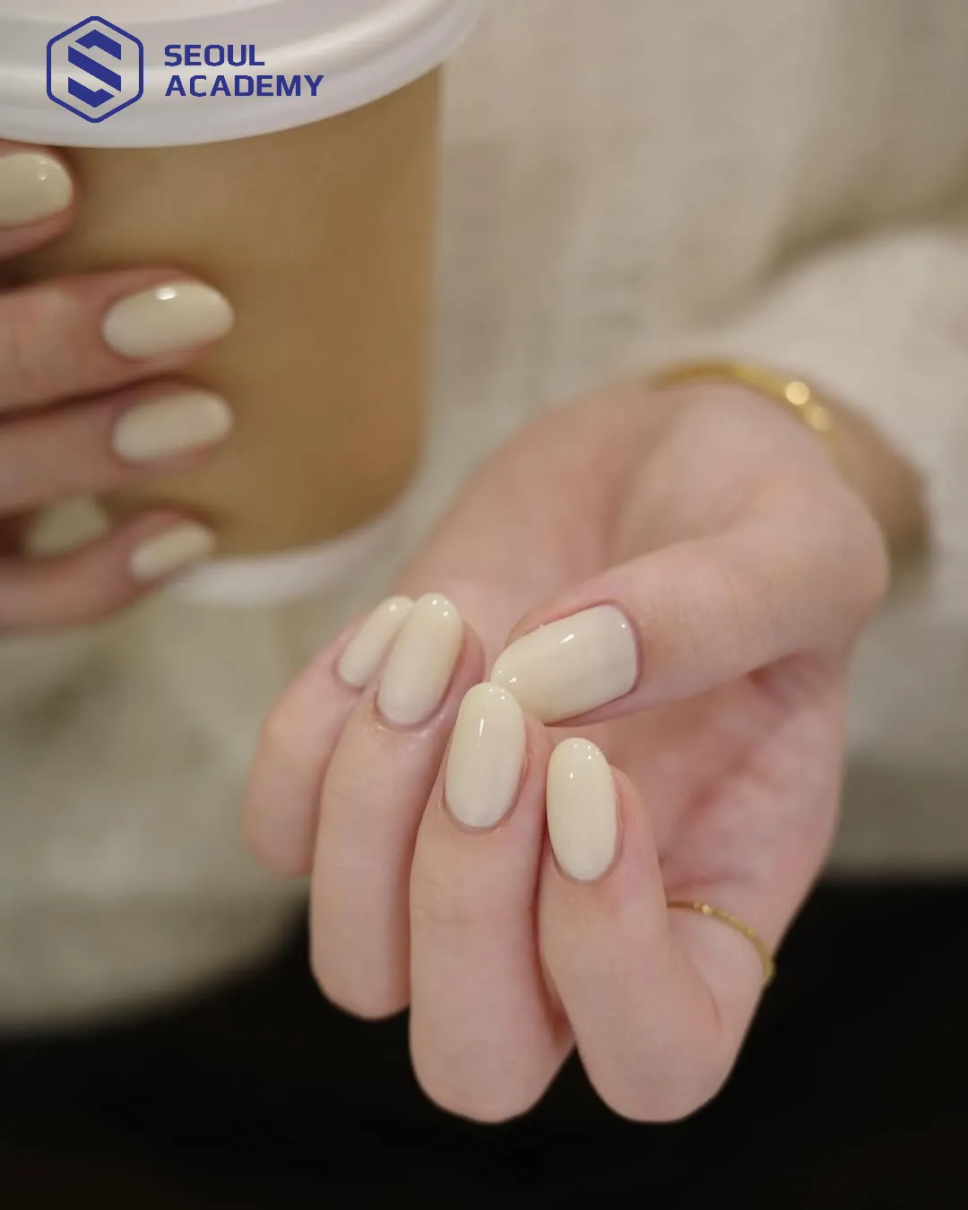 Tuy đơn giản, không cầu kỳ nhưng cũng vô cùng cuốn hút Tuy đơn giản, không cầu kỳ nhưng cũng vô cùng cuốn hút