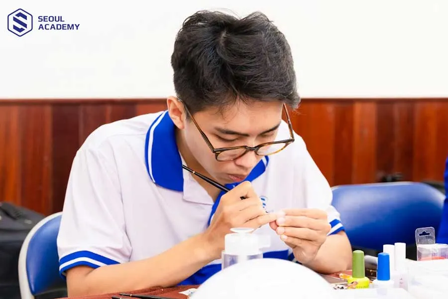 Nghề make up phù hợp với nam giới