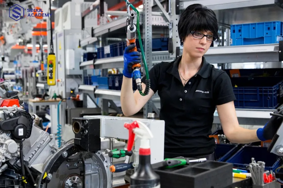 Nghề cơ khí thích hợp với đối tượng tự kỷ thích lắp ráp Nghề cơ khí thích hợp với đối tượng tự kỷ thích lắp ráp