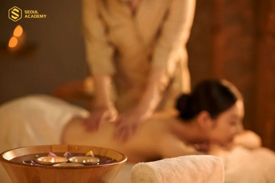 Đối với kỹ thuật viên có tay nghề cao làm việc lại các spa hoặc khách sạn cao cấp có thể có mức thu nhập cao và ổn định Đối với kỹ thuật viên có tay nghề cao làm việc lại các spa hoặc khách sạn cao cấp có thể có mức thu nhập cao và ổn định