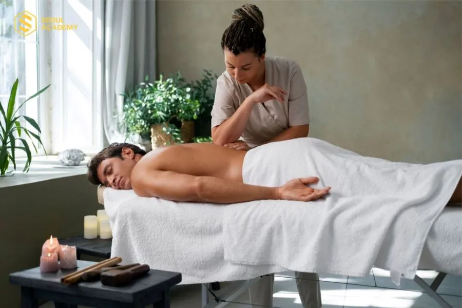 Nghề massage lương bao nhiêu còn phụ thuộc nhiều vào môi trường làm việc cùng mức phần trăm hoa hồng được chia Nghề massage lương bao nhiêu còn phụ thuộc nhiều vào môi trường làm việc cùng mức phần trăm hoa hồng được chia