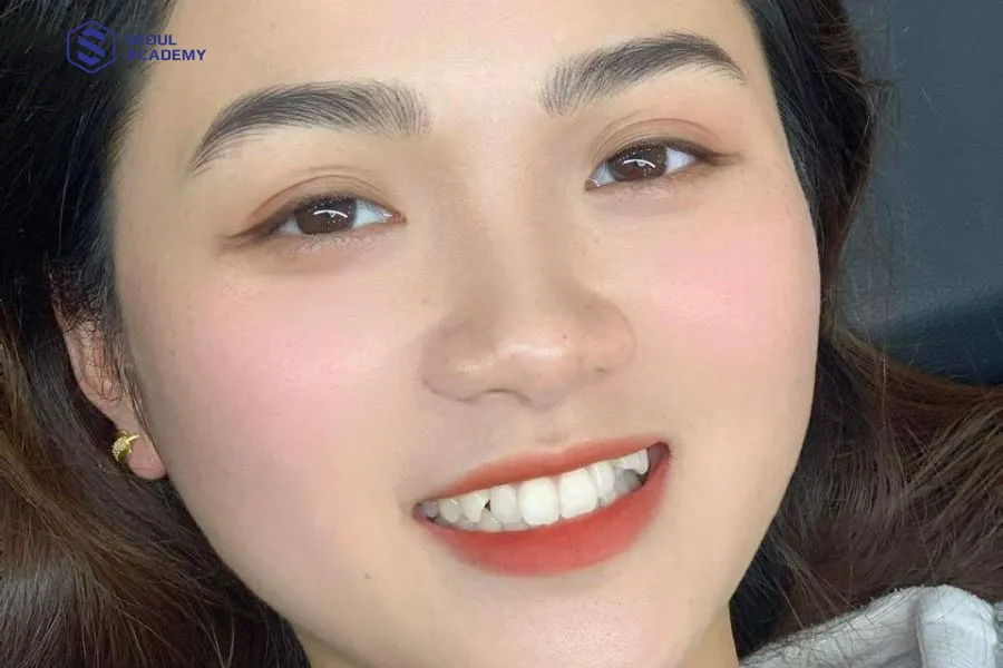 Giá phun mày phụ thuộc vào nhiều yếu tố