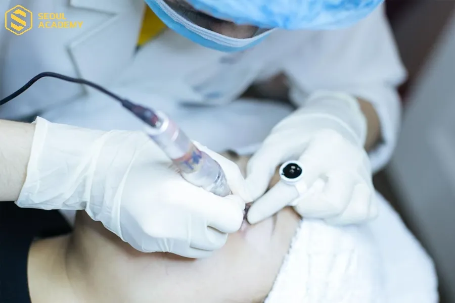 Thực hiện phun mí mở tròng ở địa chỉ uy tín để đảm bảo an toàn và đạt được hiệu quả thẩm mỹ như mong đợi