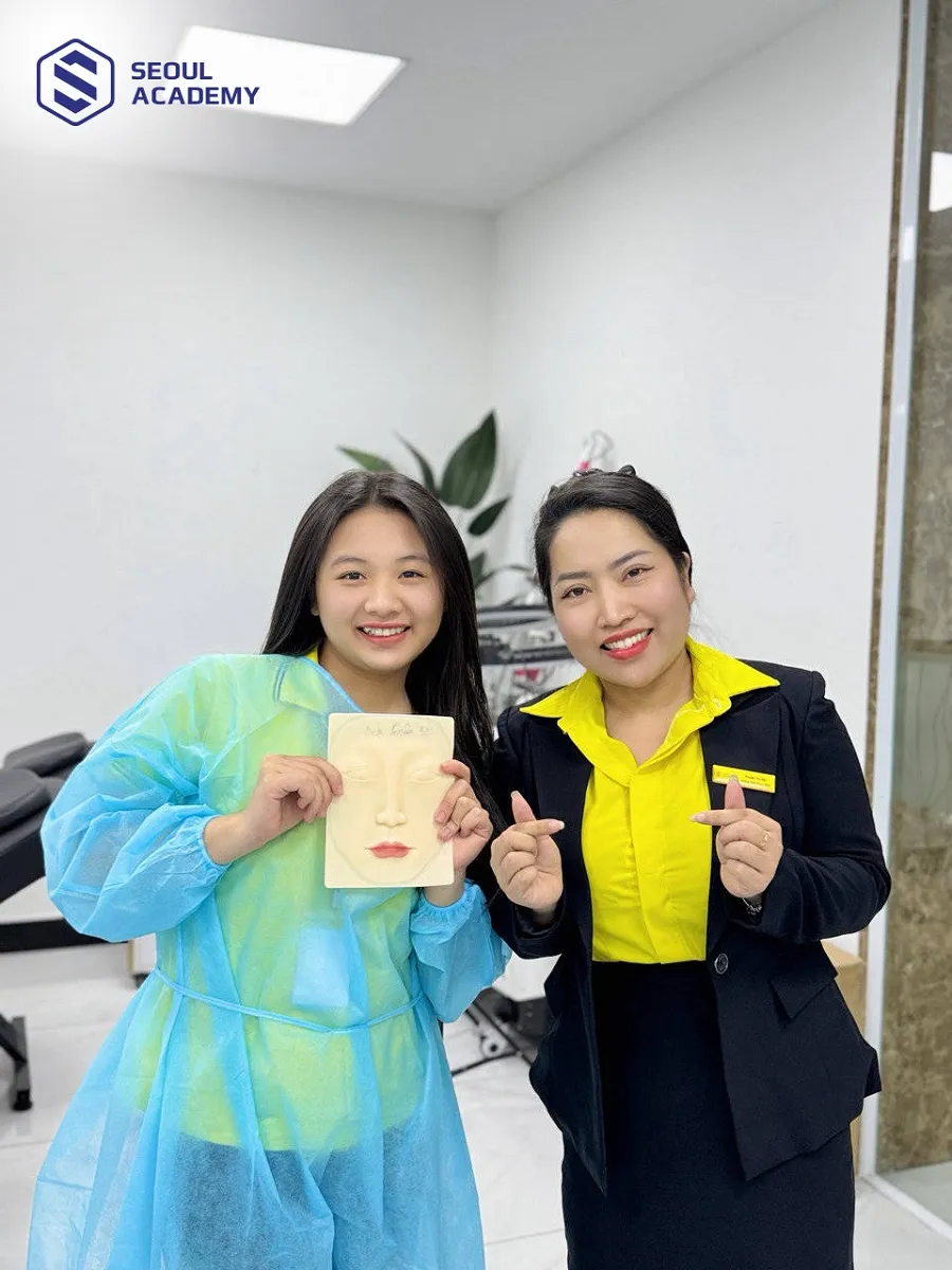 Seoul Academy là địa chỉ dạy học phun môi nổi tiếng