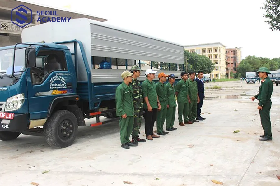 Bộ đội có thẻ học nghề quân đội được học lái xe