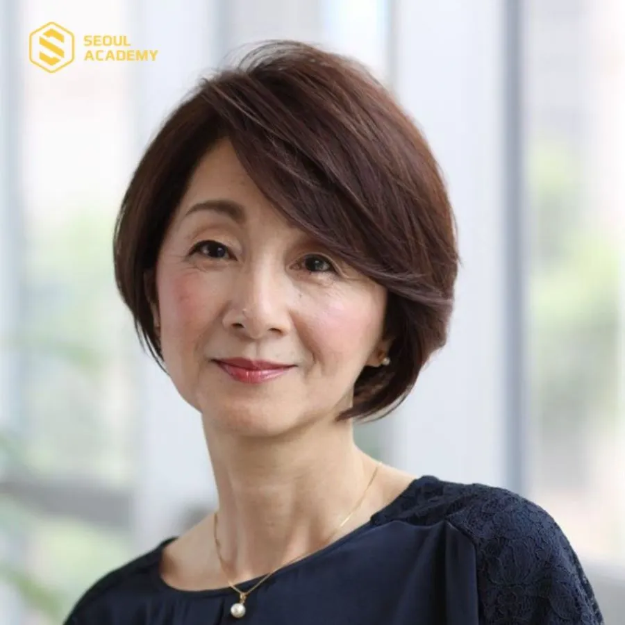 Kiểu tóc tém là một trong những kiểu tóc được phụ nữ tuổi 40 lựa chọn khá nhiều nhờ mái tóc gọn gàng, dễ chăm sóc