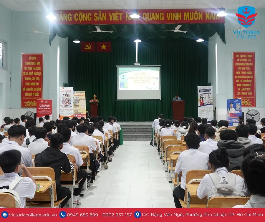 Hoạt động tư vấn tuyển sinh của Victoria College