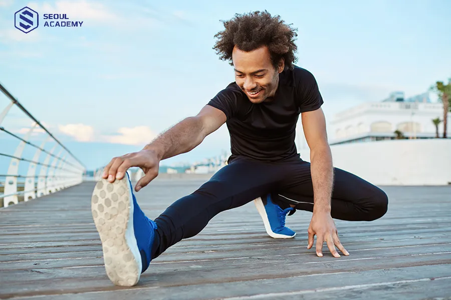 Lông chân, lông tay khiến nam giới cảm thấy nam tính, mạnh mẽ hơn Lông chân, lông tay khiến nam giới cảm thấy nam tính, mạnh mẽ hơn