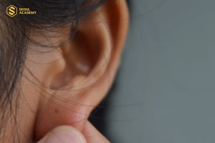 Sở hữu dái tai to và dày là dấu hiệu rõ ràng của sự may mắn, giàu sang và phúc khí tràn đầy