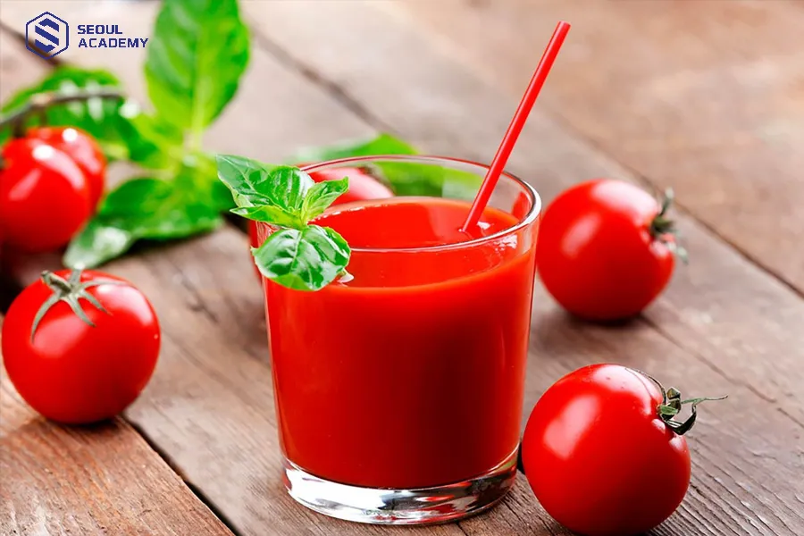 Nên sử dụng ống hút để uống nước ép trái cây hay sinh tố