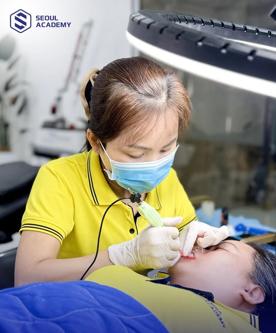 Tuổi 30 được xem là thời điểm lý tưởng để học nghề