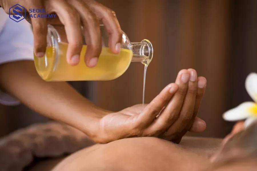 Massage tinh dầu Massage tinh dầu